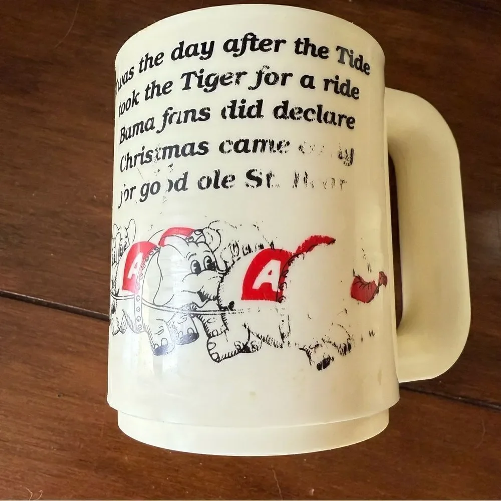 Vintage Alabama Mugs Am Pro Line Crimson Tide NCAA Plastic Football Bear Bryant